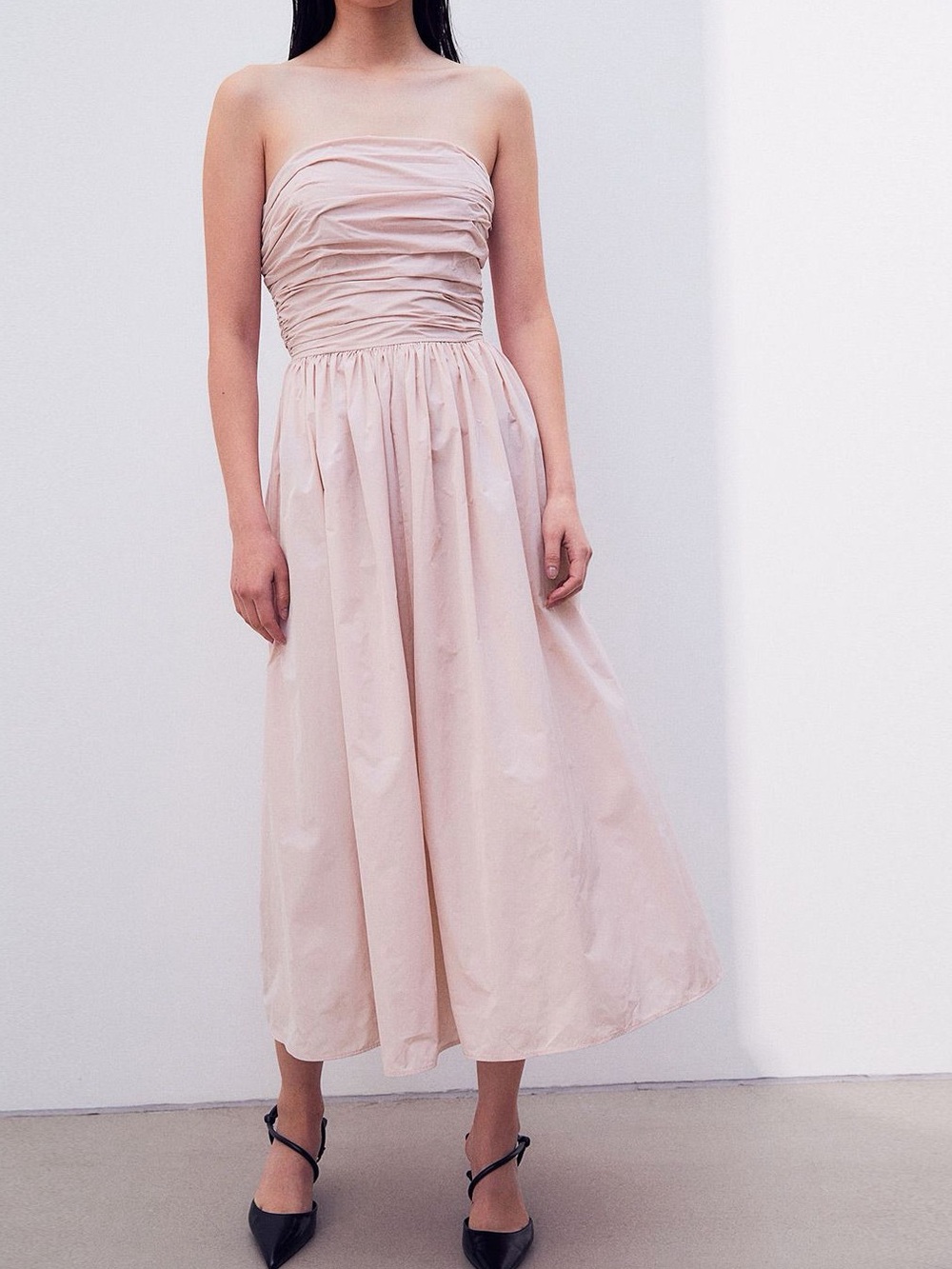 H&M NWT Strapless Ruched Bodice Midi Dress - Blush Pink